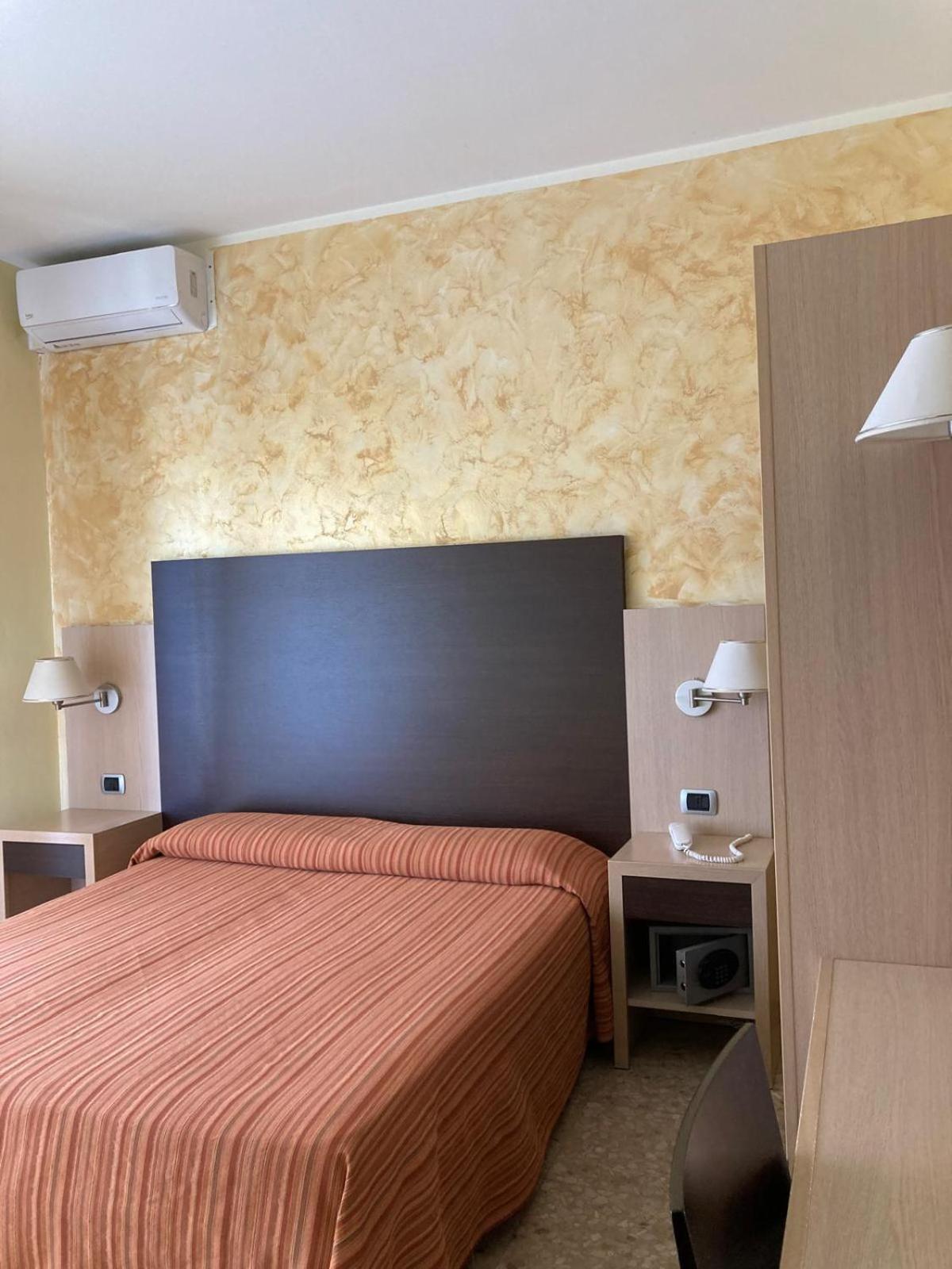 Hotel Promenade 3*